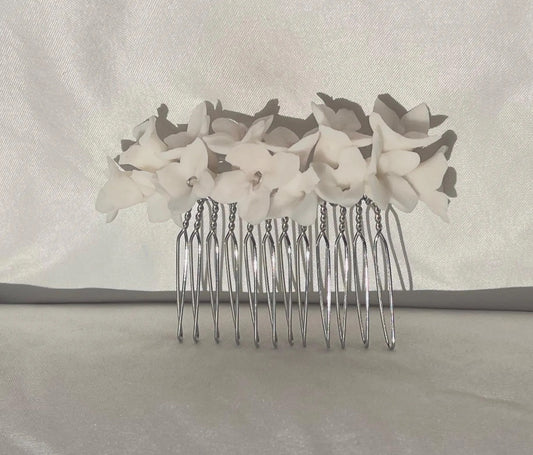 Azahar White Floral Hair Comb — Luxury Bridal Hair Jewelry — Elegant Minimalist Hairpiece
